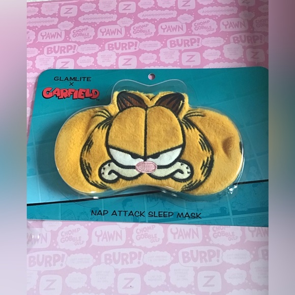 Garfield x Glamlite PR Box Set 7 Pcs Lip kit, blush palette eyeshadow mirror bag - Picture 2 of 13